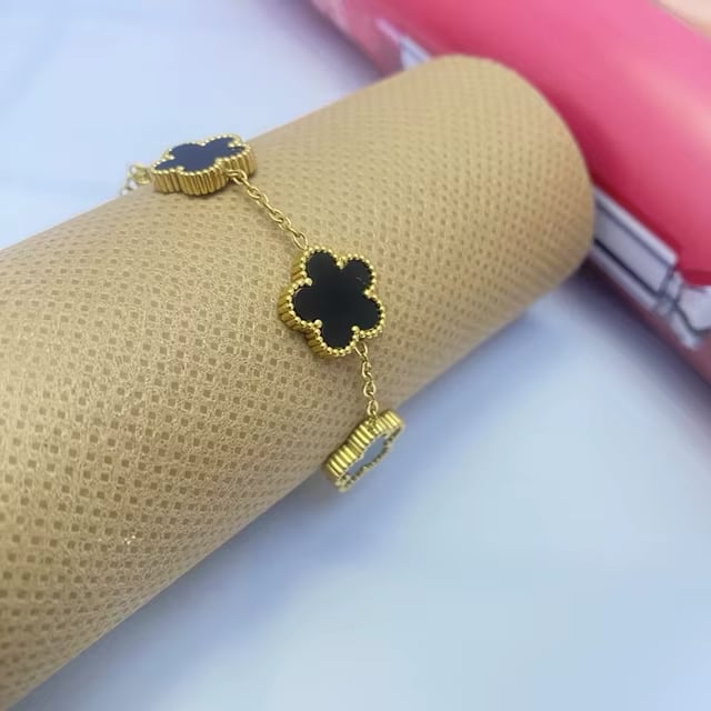 Lucky Clover Gold Link Bracelet